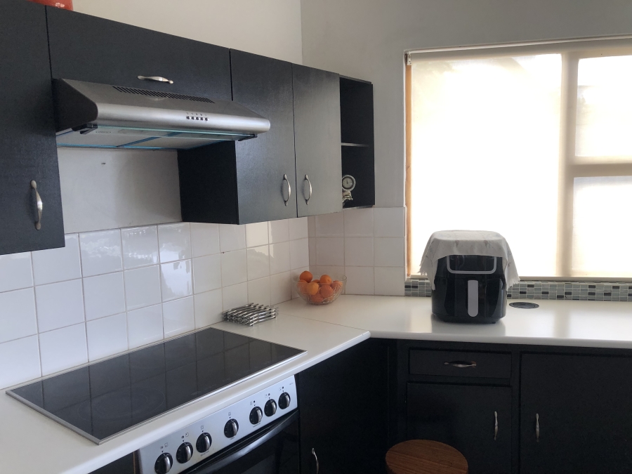 5 Bedroom Property for Sale in Strand North Western Cape